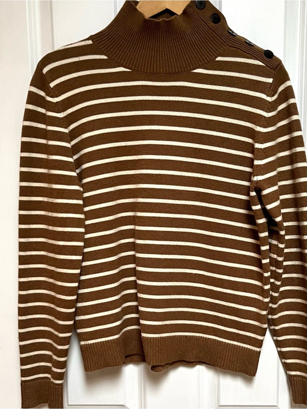 Contemporaine por Simons
Turtleneck Pullover Size - S
Contemporary LUX